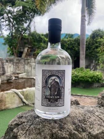 The Witch of Moons Lane Gin – 750ml